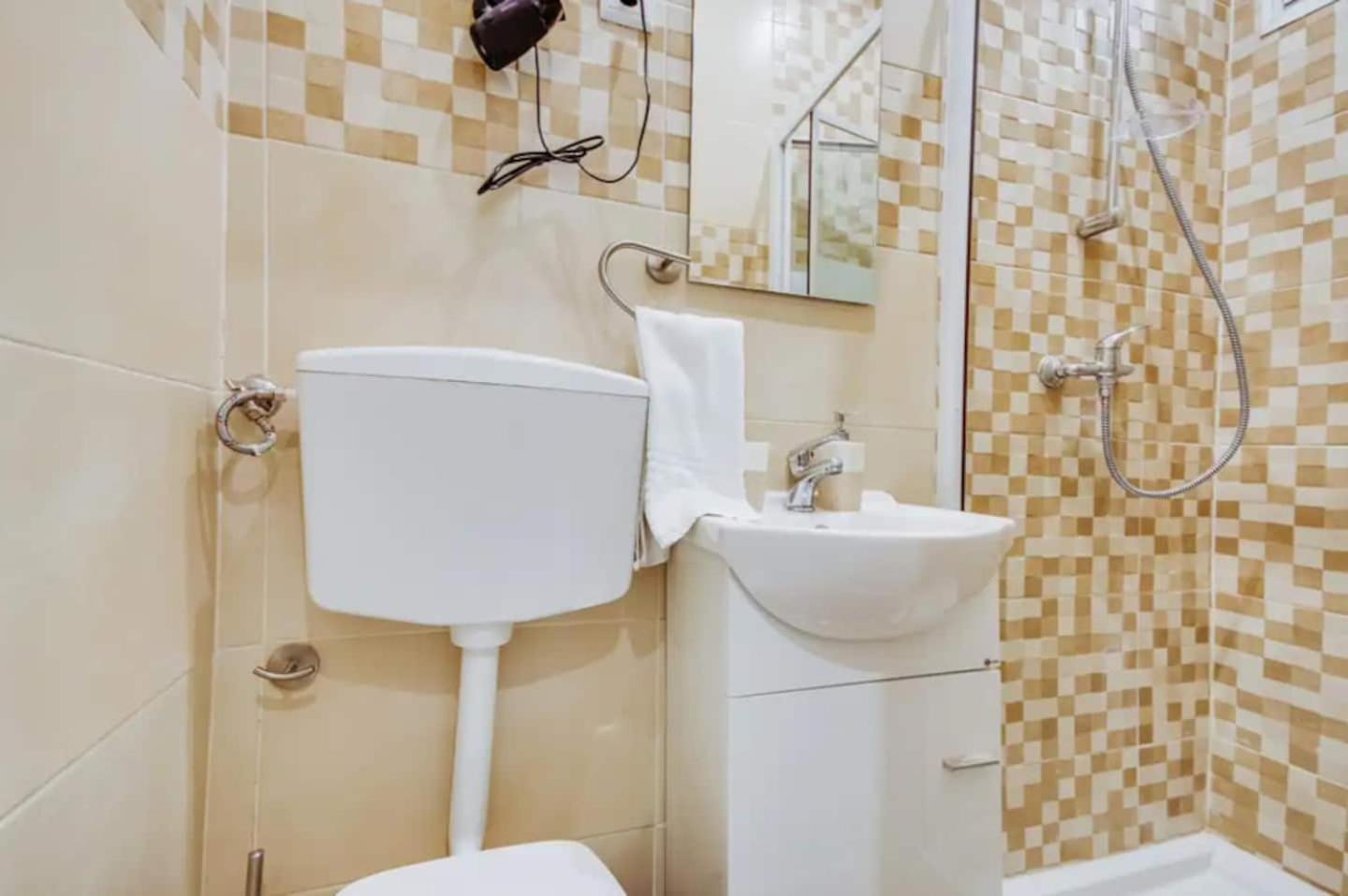 3 Bedroom Apartment In Baixa With River View Lisboa Εξωτερικό φωτογραφία
